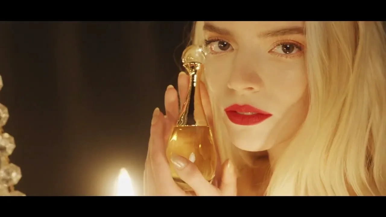 Parfums Christian Dior XMAS Add 30s 2024